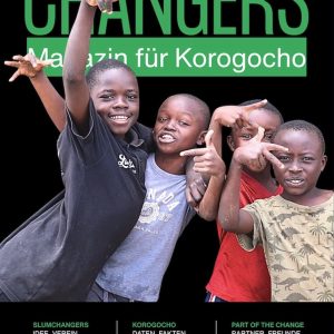 Cover des ChangersMagazin Nummer 1-2026. Es zeigt vier Kinder, die frphlich in die Kamera winken und lachen. Darauf der Titel Changers Magazin für Korogocho